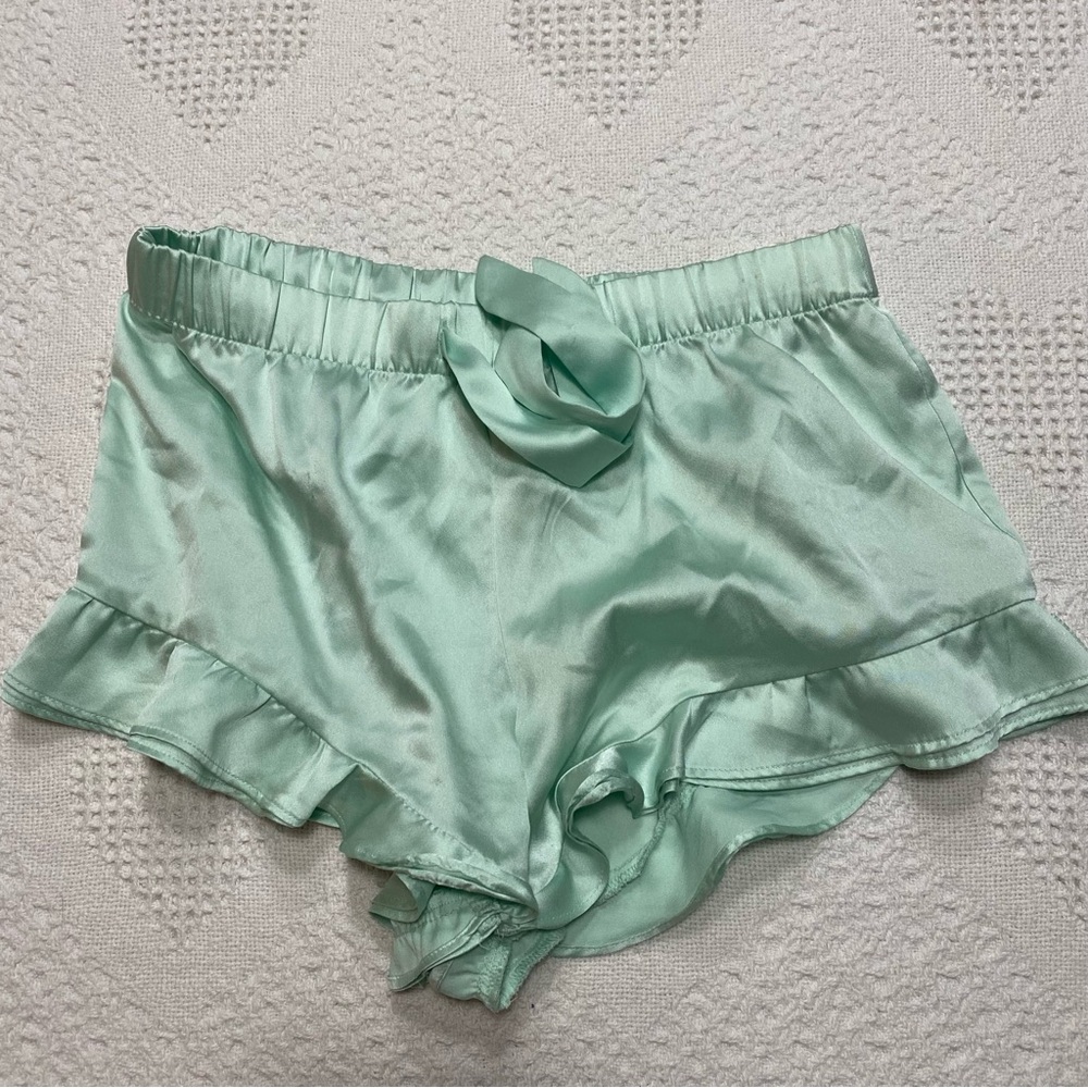 Victorias Secret Silky Ruffle Sleep Shorts (XS)